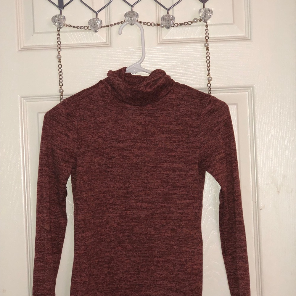 FOREVER21 Pink-purple turtleneck